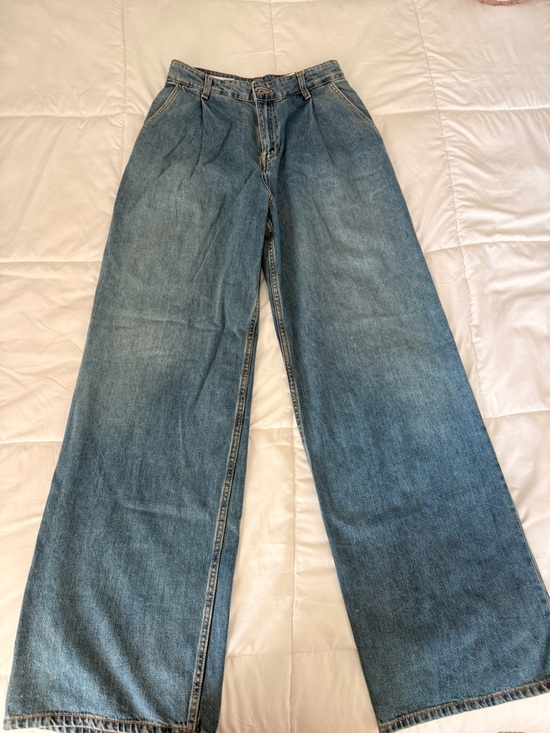 Zara Denim - Zara Wide Leg Denim Jeans in Light Blue Wash